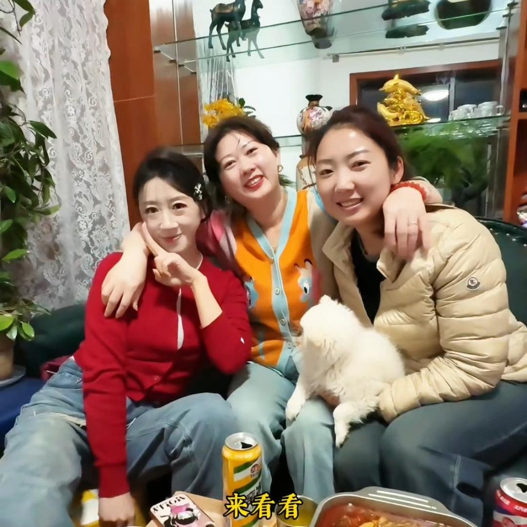 农家院里的三姐妹