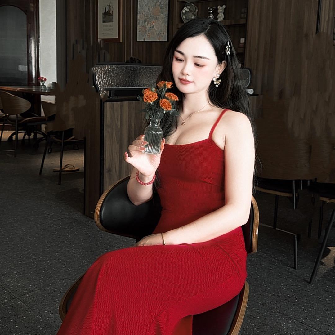 刘一一   酒窝姐姐