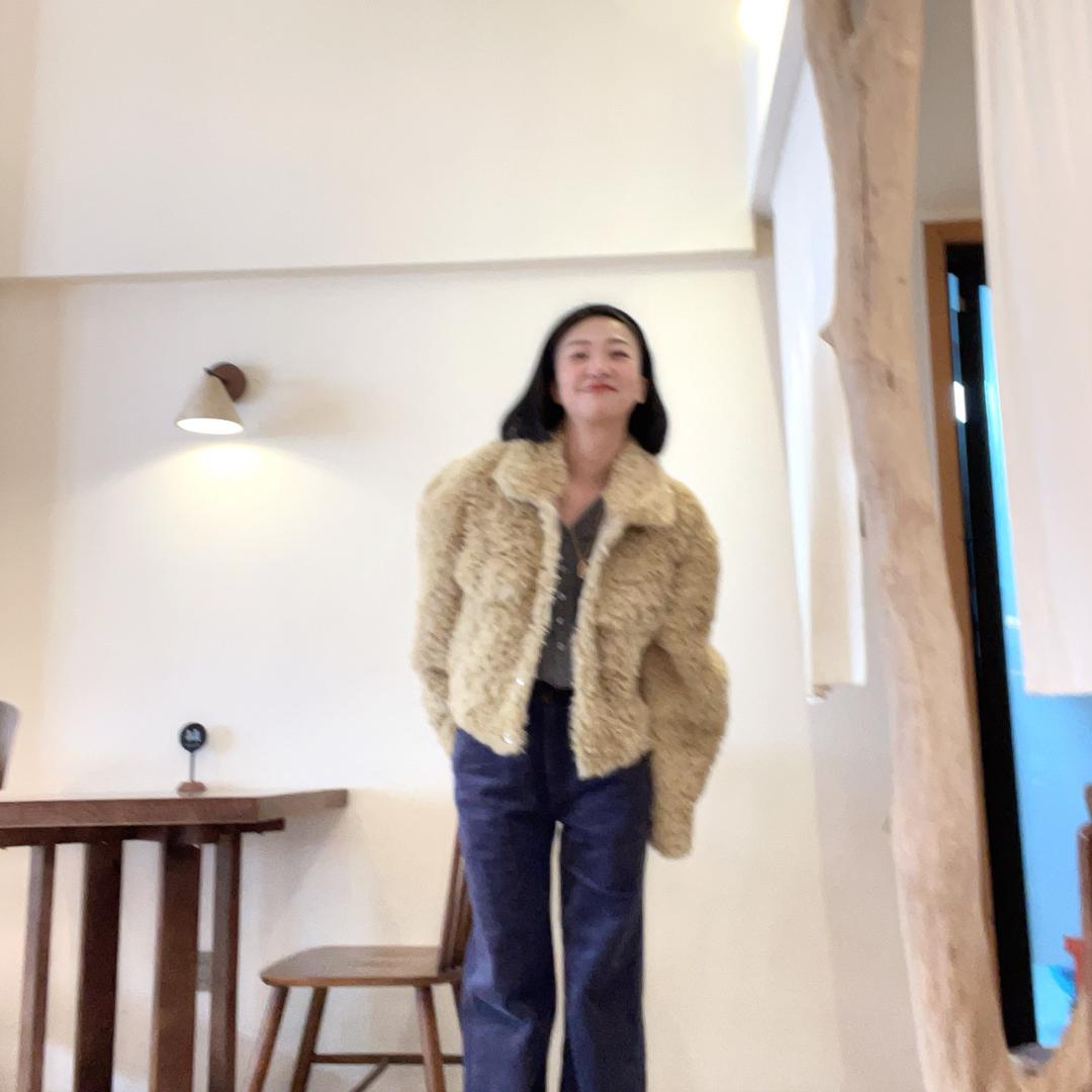 嘻嘻服装搭配