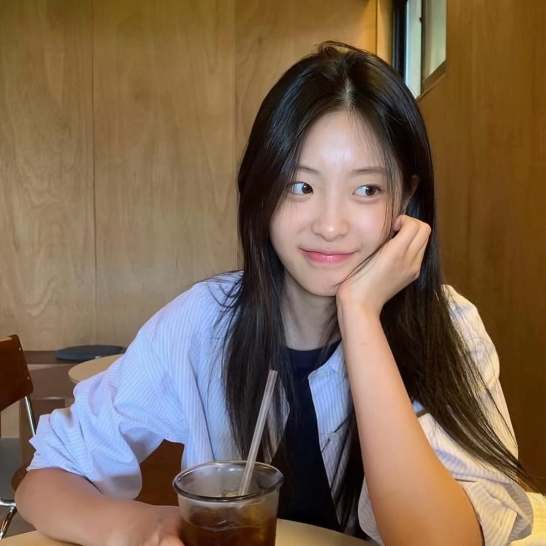 루훙위🏸️