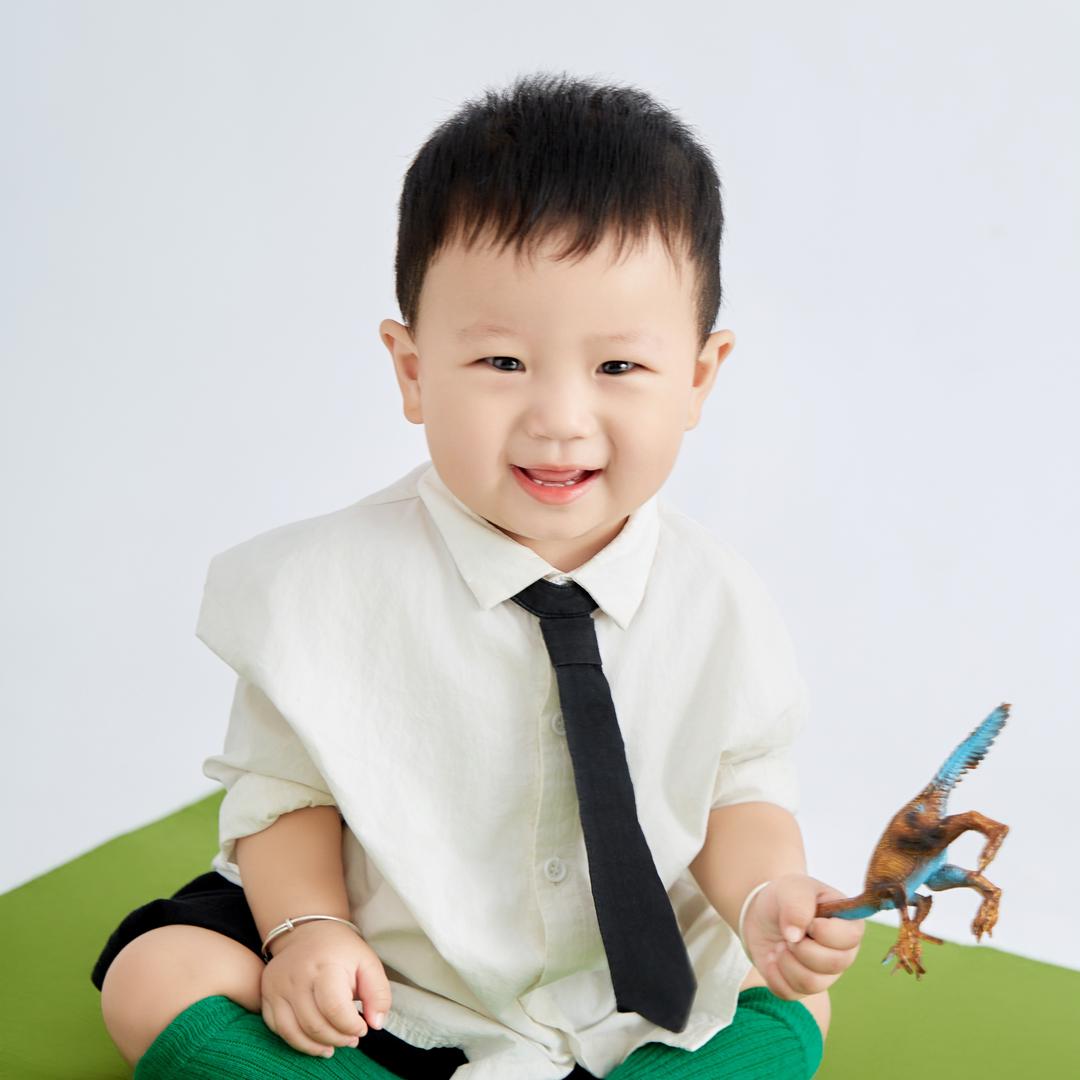 小 一 一