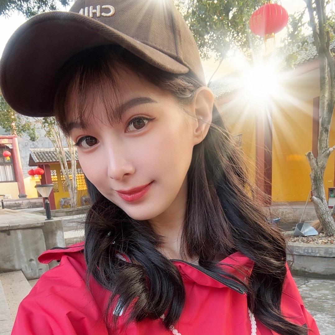 谢一希（师傅嬉皮俊）高质量龙舟服定制