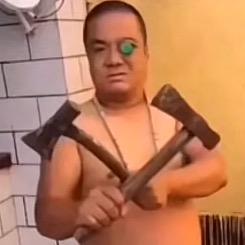 女王殿下的弟弟养的狗的主人