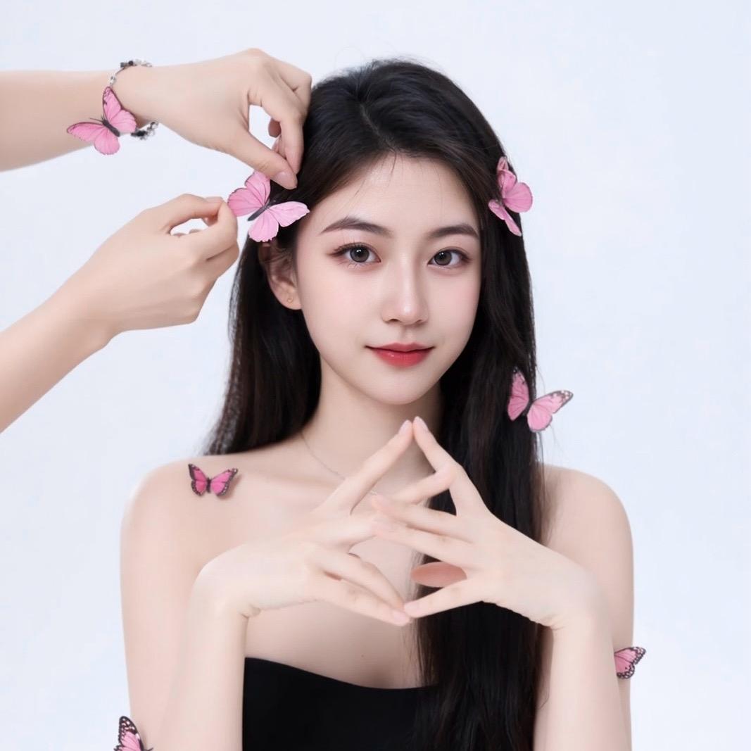 叭叭嘴里炫🦋🧸