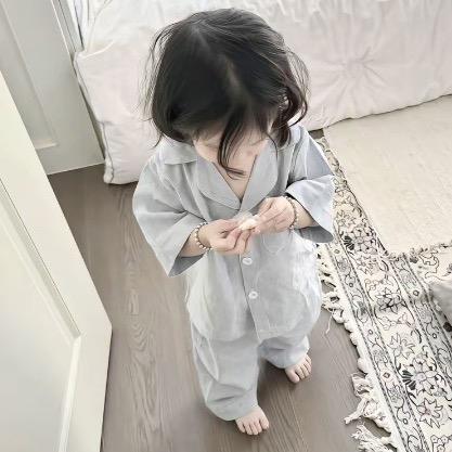 伊