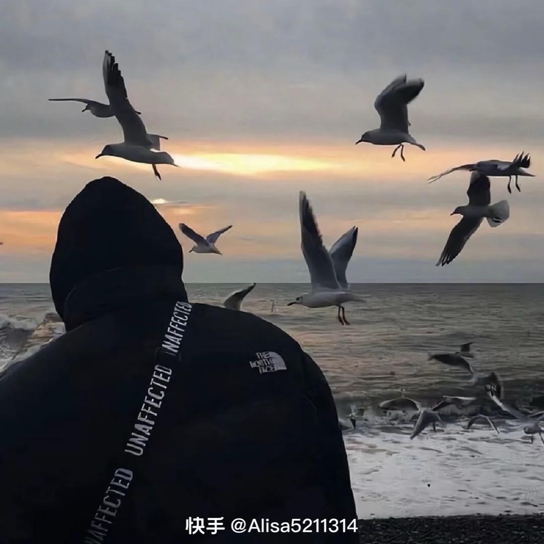晚秋霞