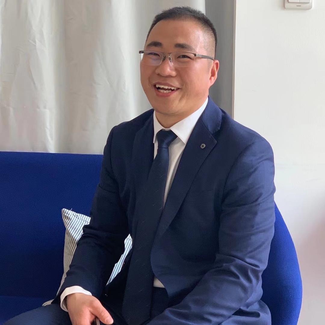 上海平安亮哥