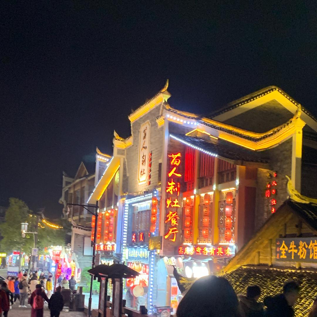 小胖（橱窗有好物）