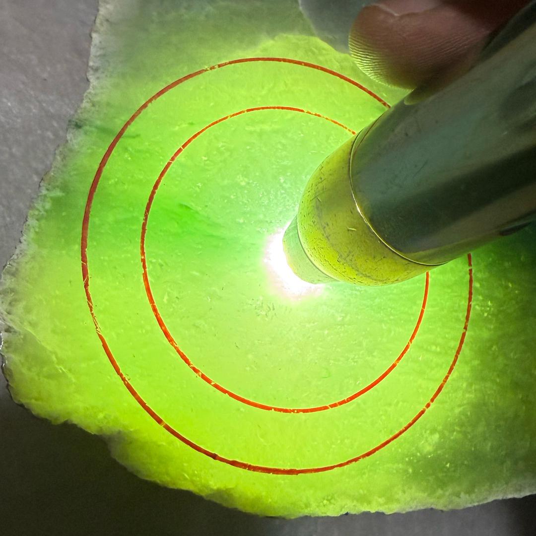 柏林翡翠手镯料