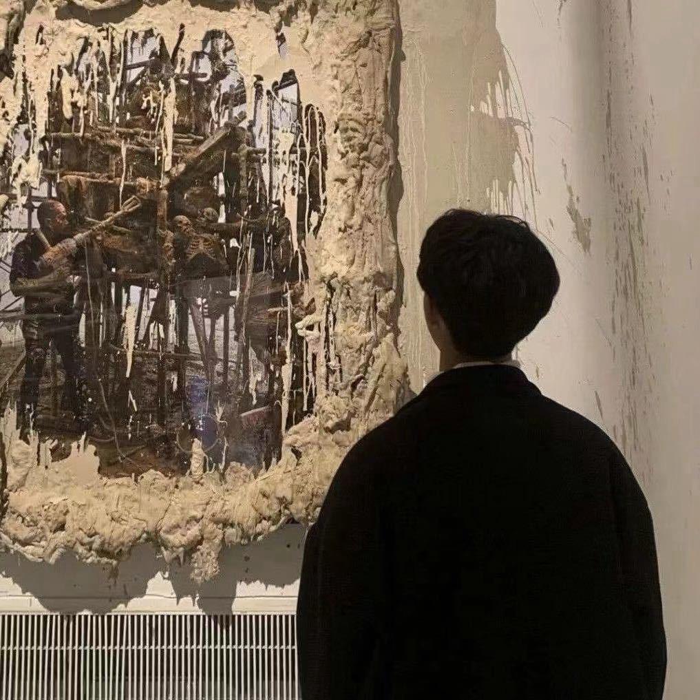 佩奇爱吃肉.🐷