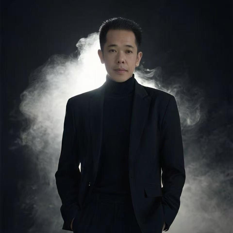 疯子喷漆