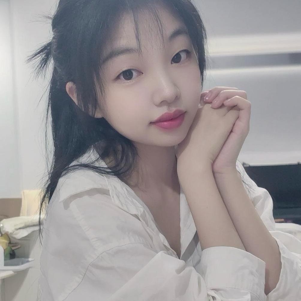 ᰔᩚº Zhᴗang_ ᥫᩣ燕子