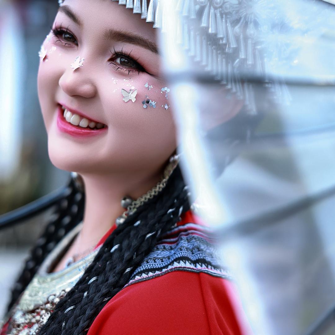妮妮.
