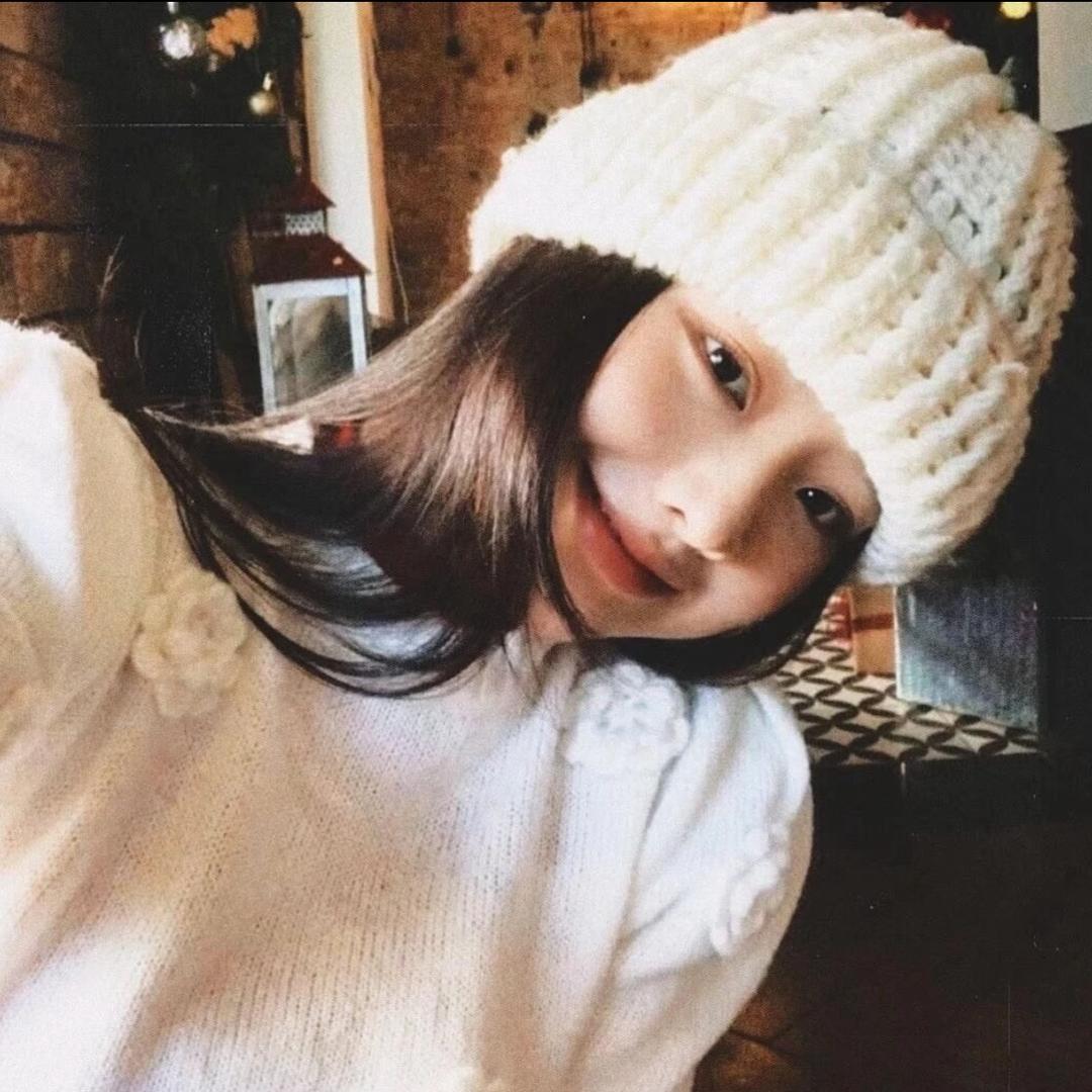 半只月亮🌙