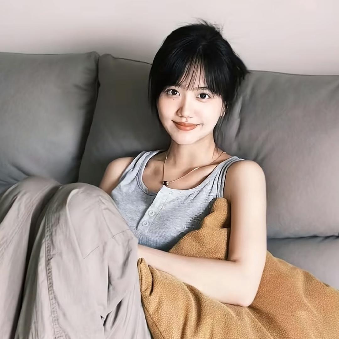 圆鼓鼓的小肚