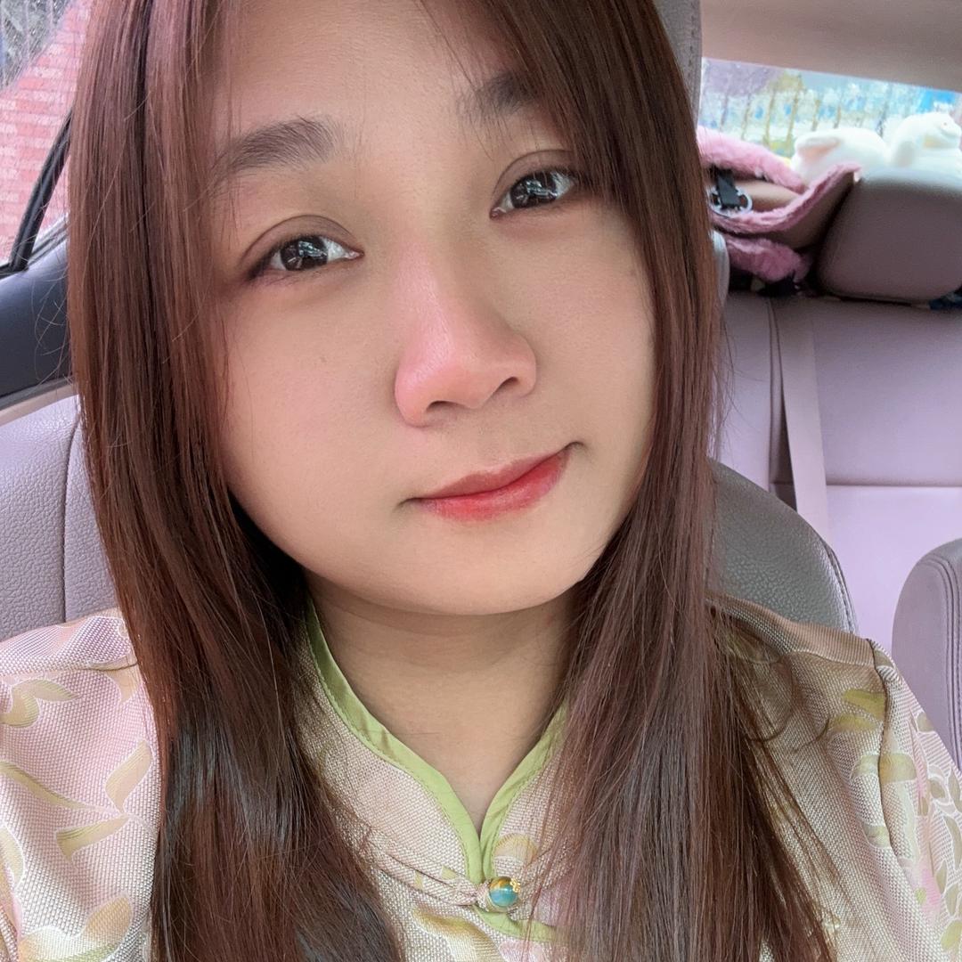 尹小君