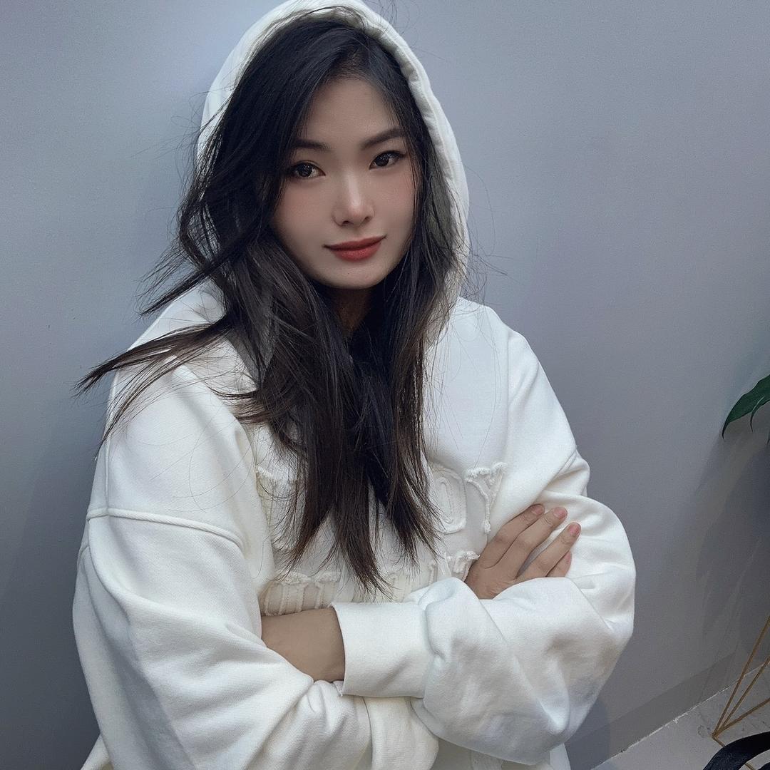 当初服装 小媛媛