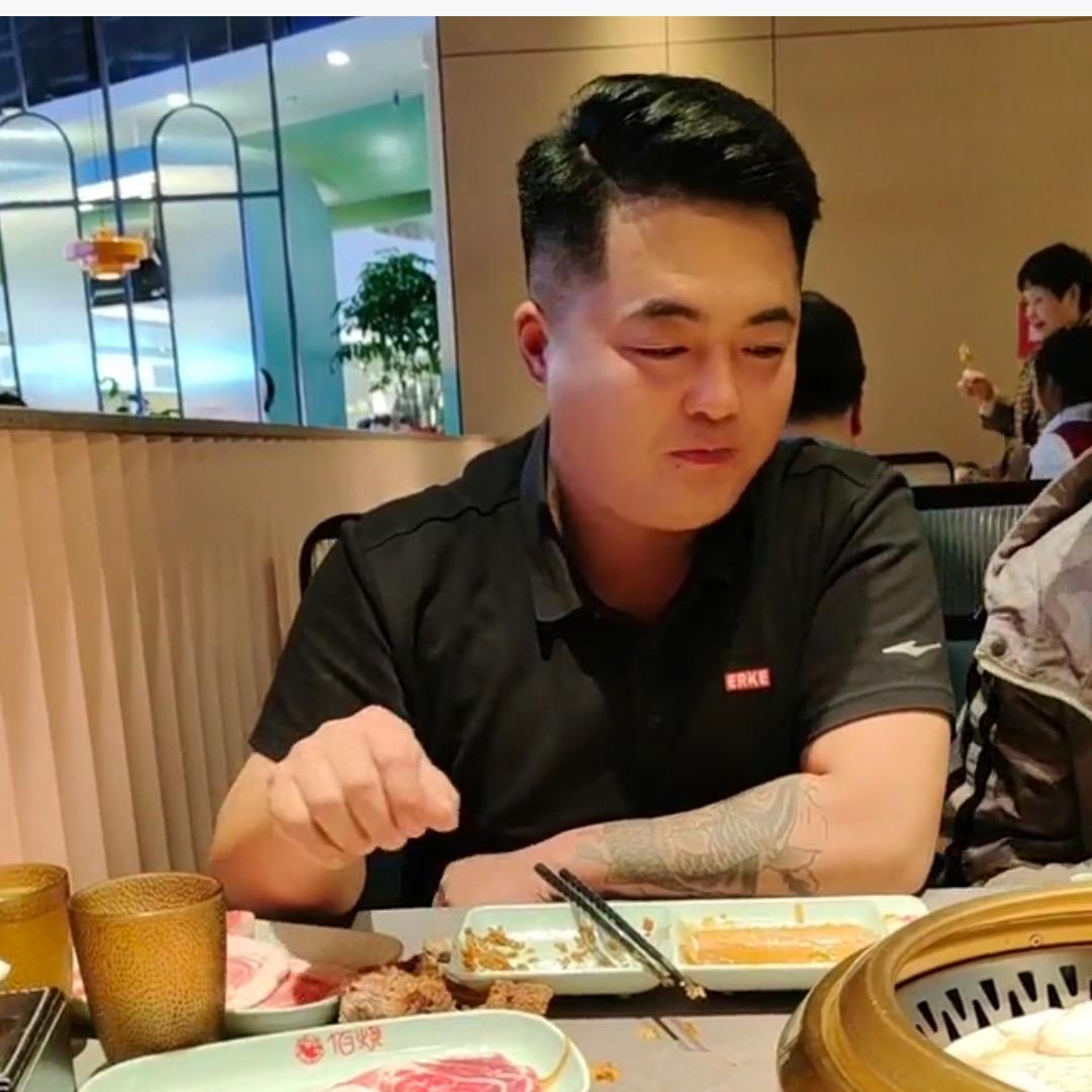 本朕不死，永远都是帅的
