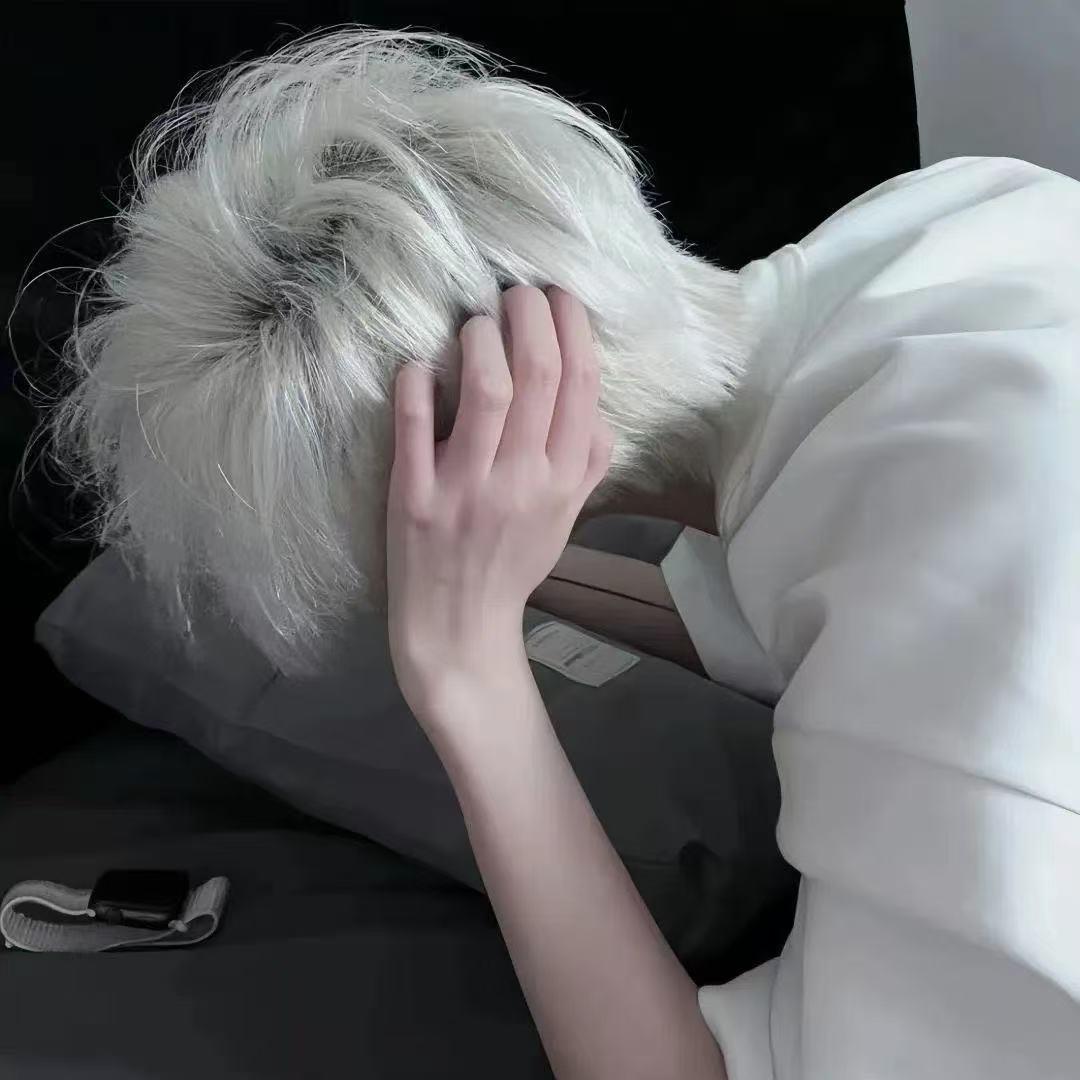 墨-