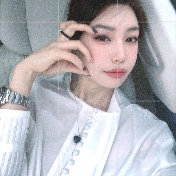 阿彤女装
