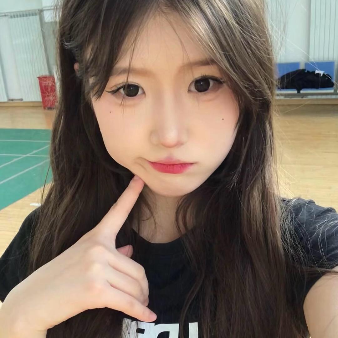 小包子.