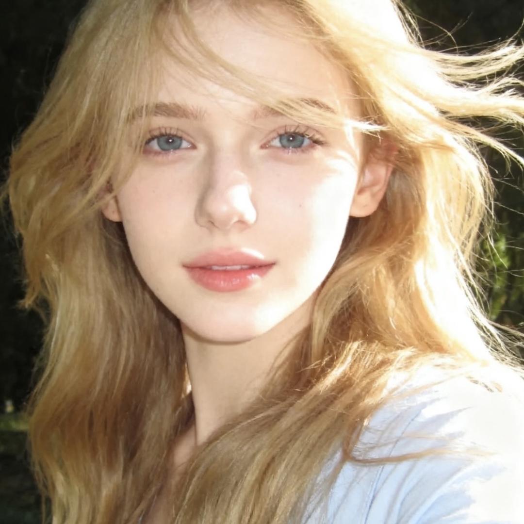 小狗不能斜眼看人