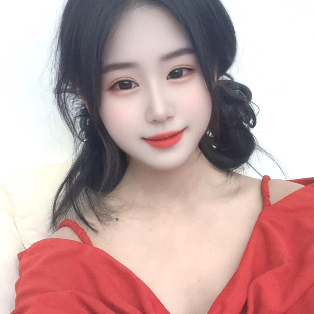 冰凌蔷薇女孩🌹