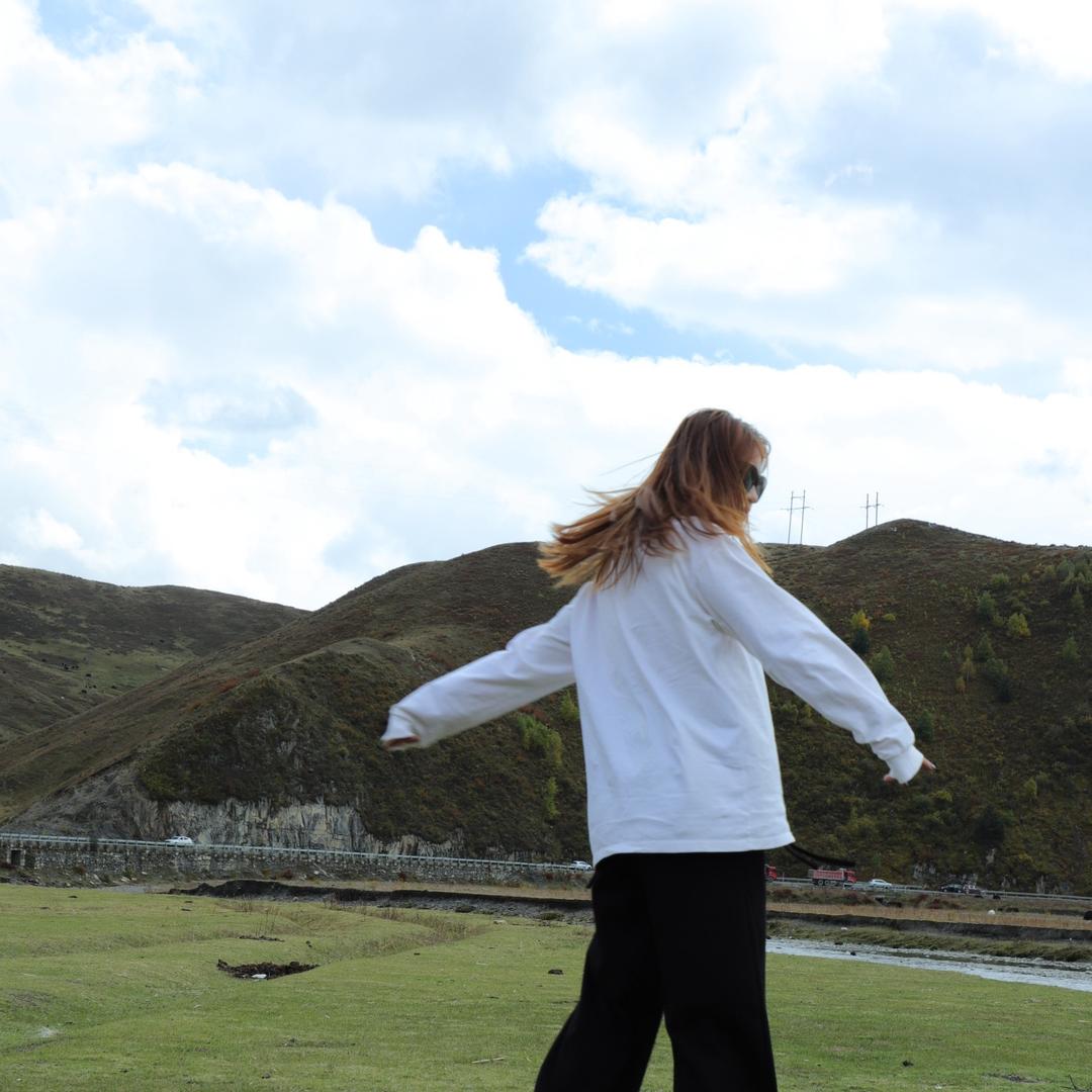 躺不平的花卷📷