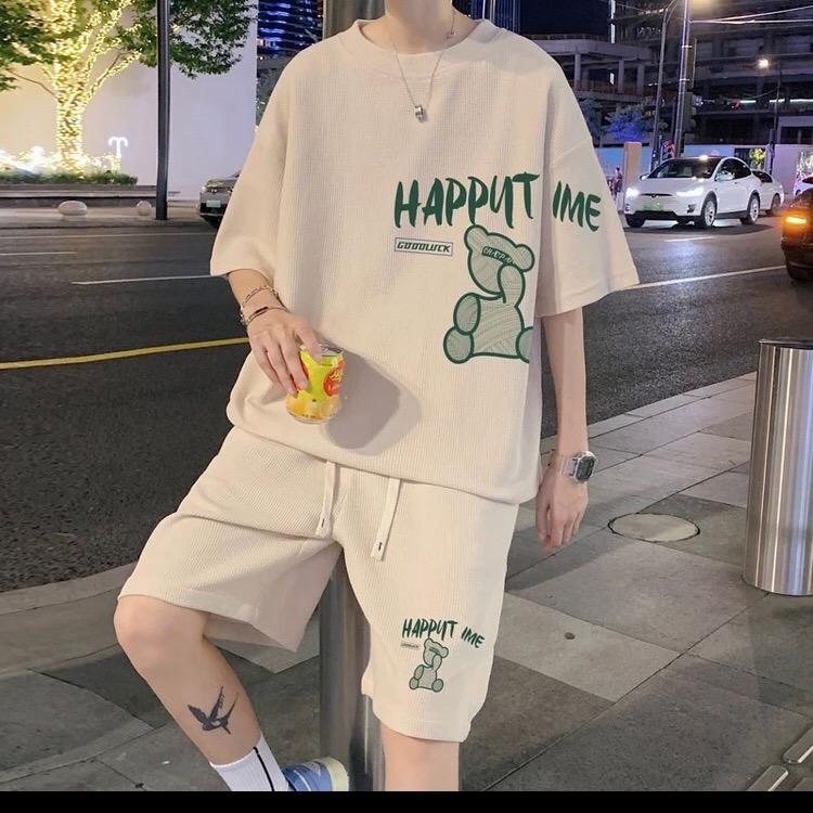 青少年潮流服饰