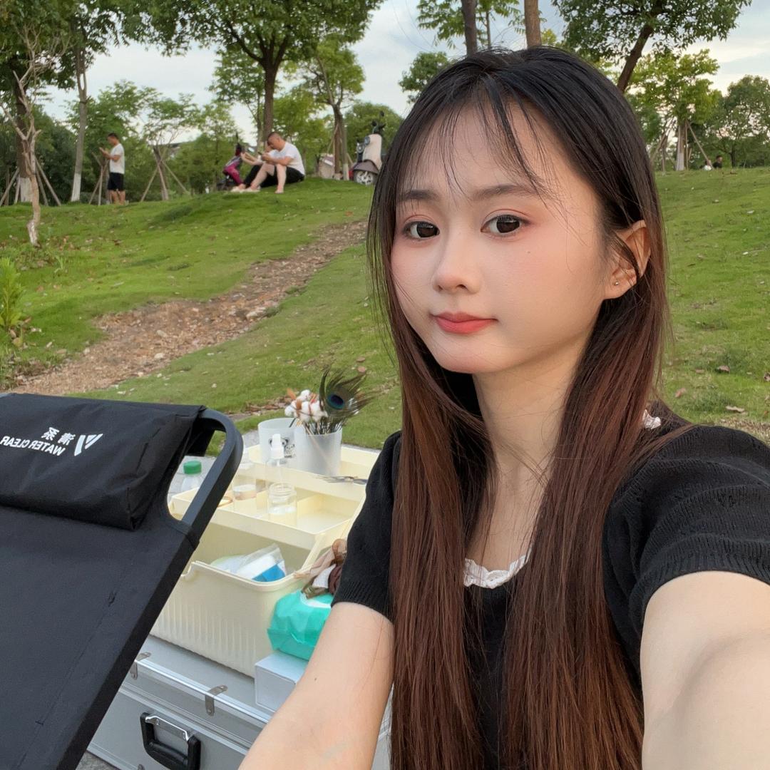 霖霖不想上班👀