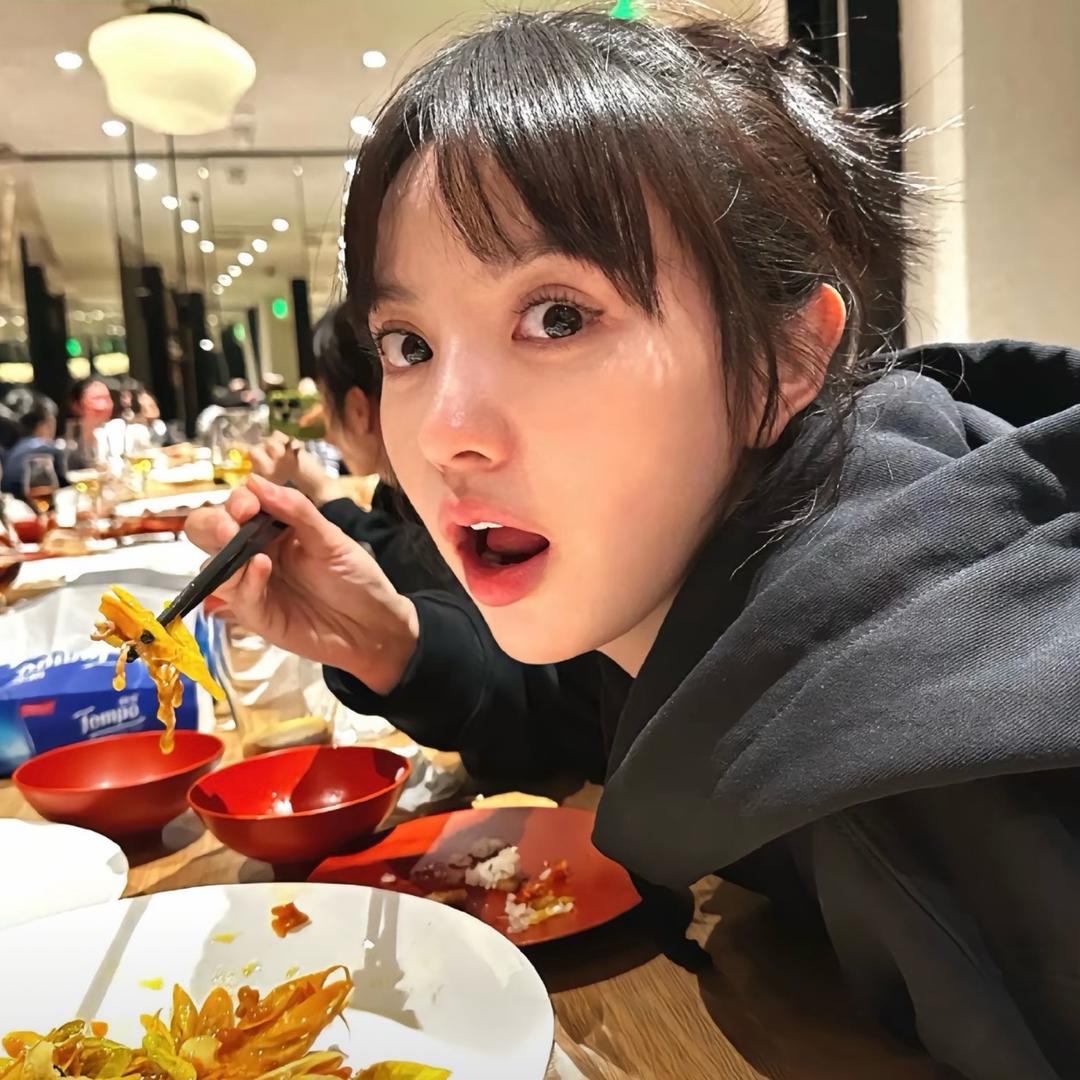 小兔包包