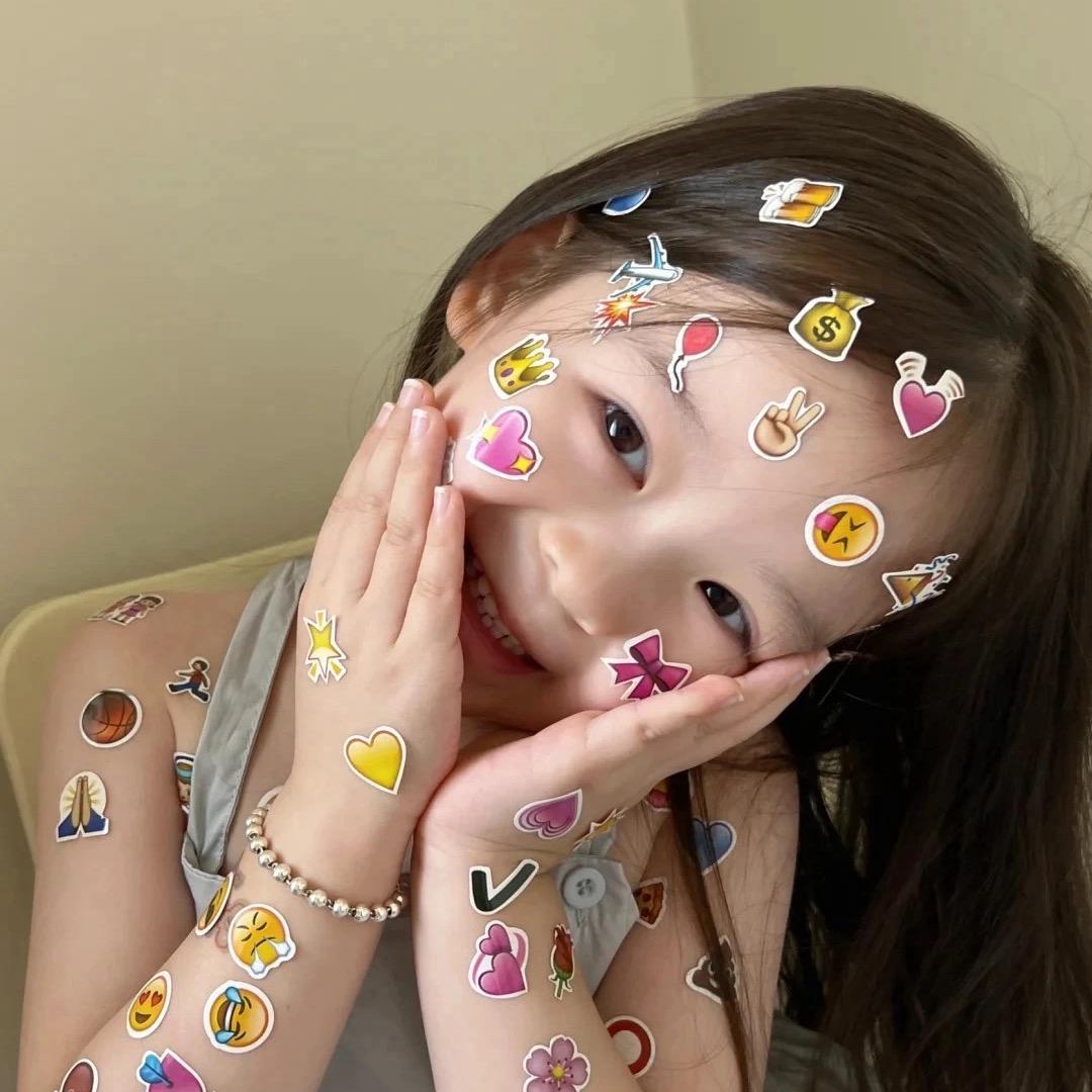 蹦哒小卷子🙈