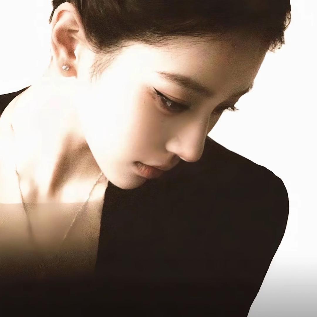 ︋︋︋︋︋   ㅤ ㅤㅤㅤㅤ