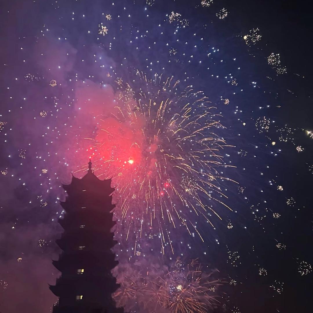 万达六福珠宝