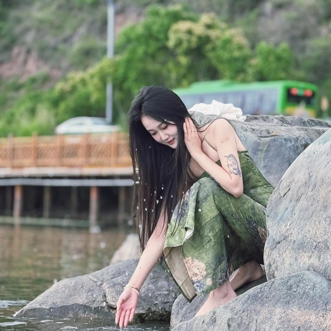密扯ji