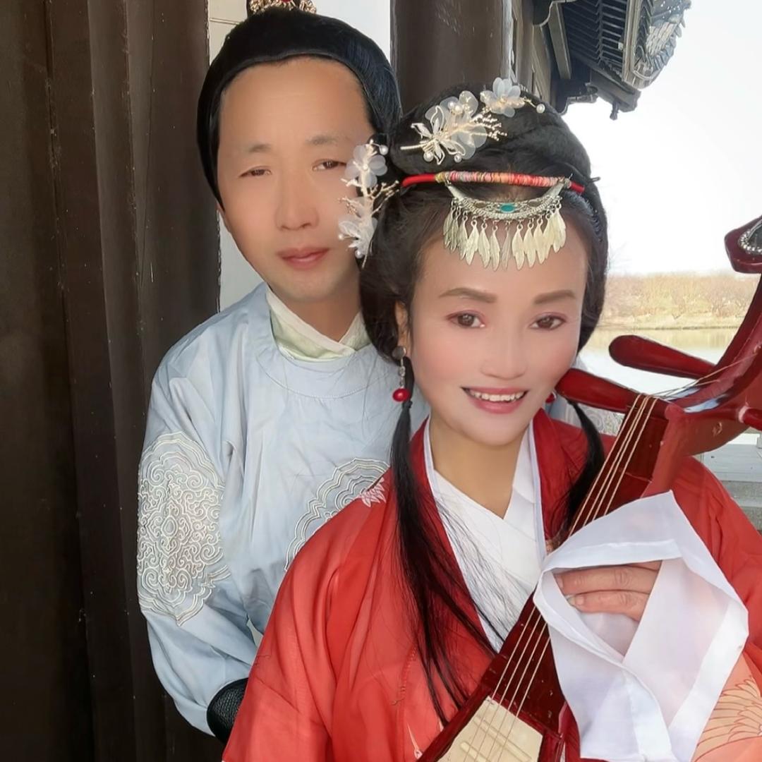 梅表妹（苗妹儿）