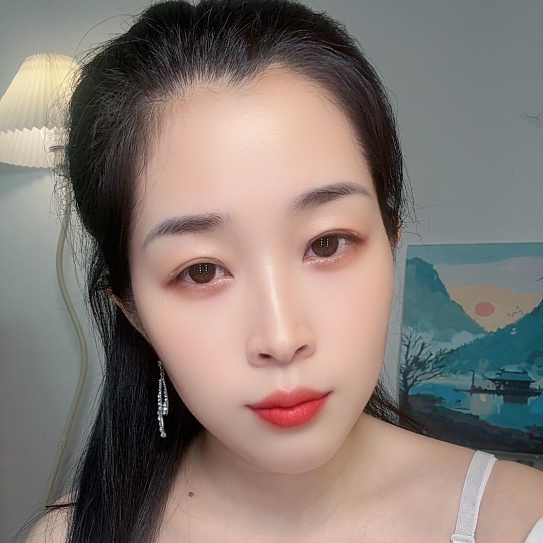 亚亚