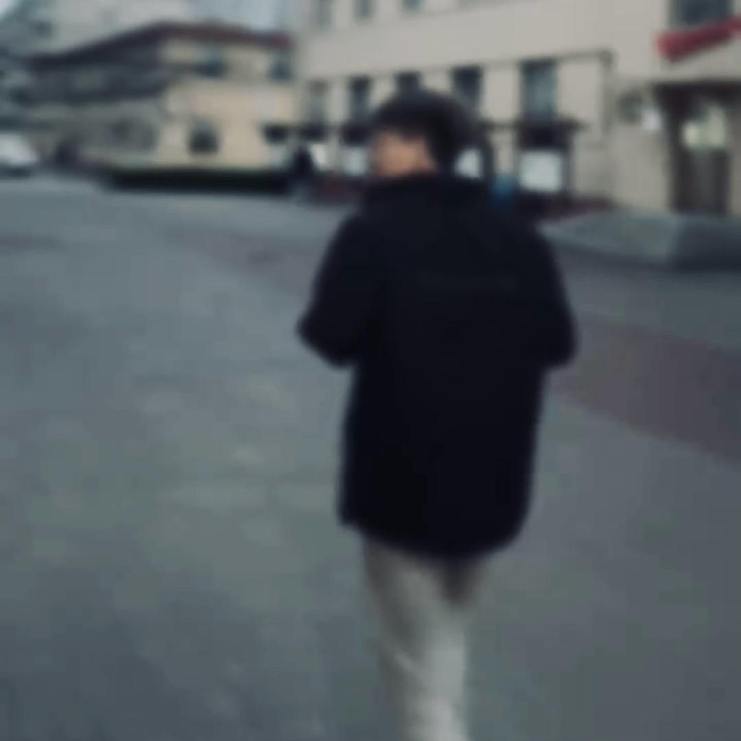 DCY.