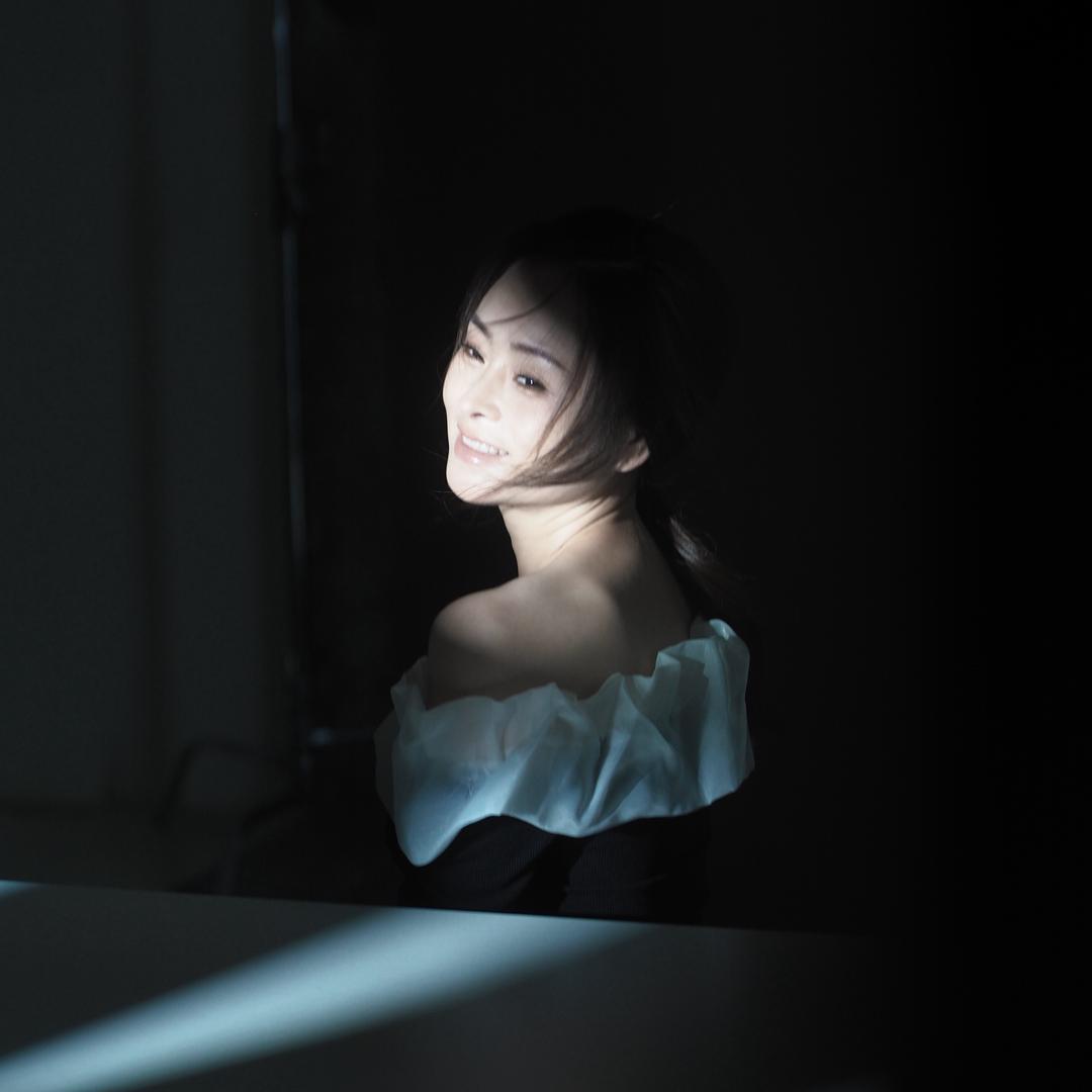 洛儿～重庆妹儿在唱歌