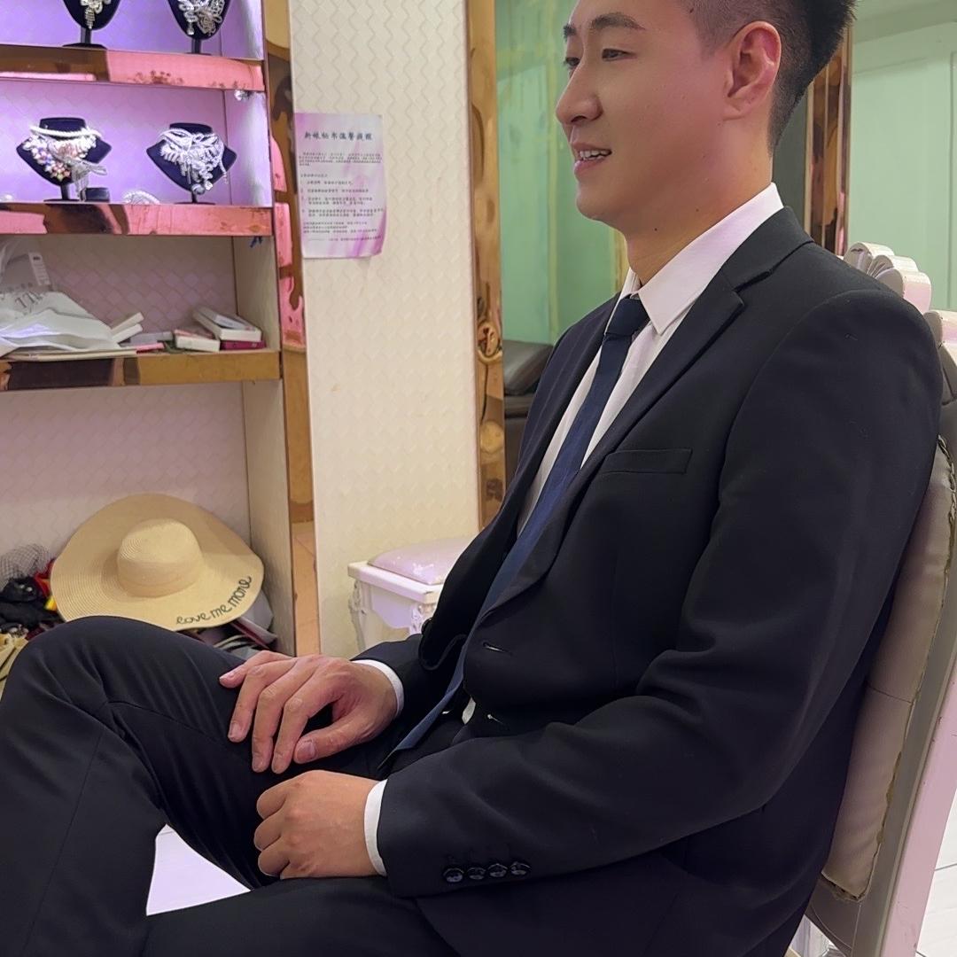 利川纪梵房地产经纪有限公司