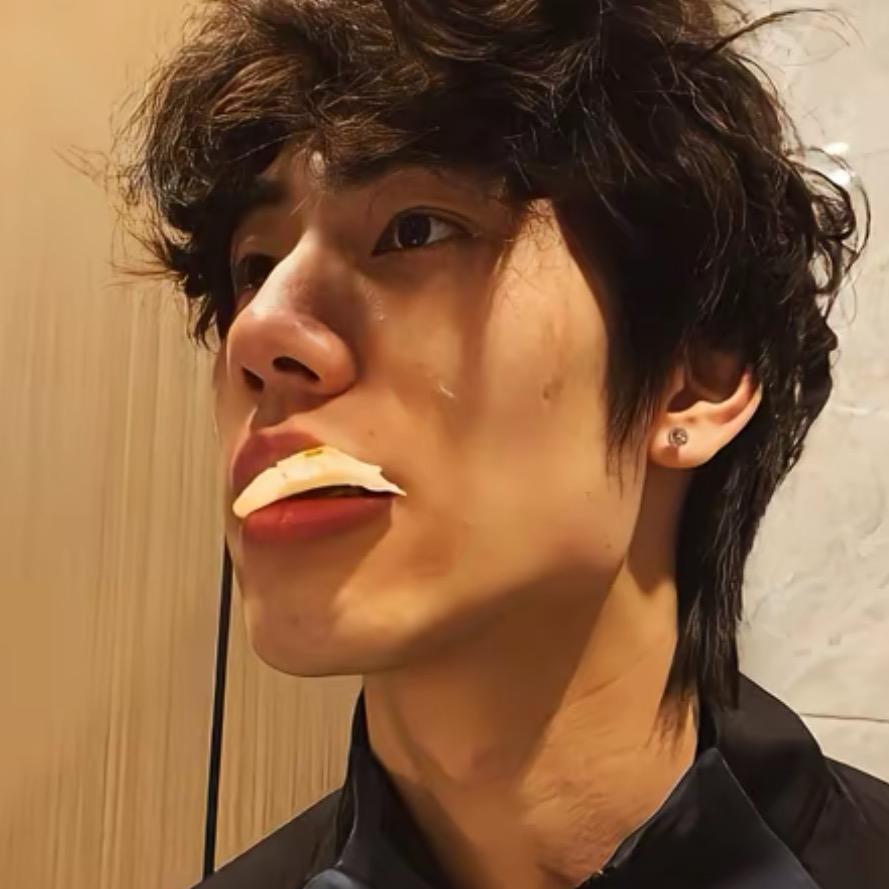 德木有点高