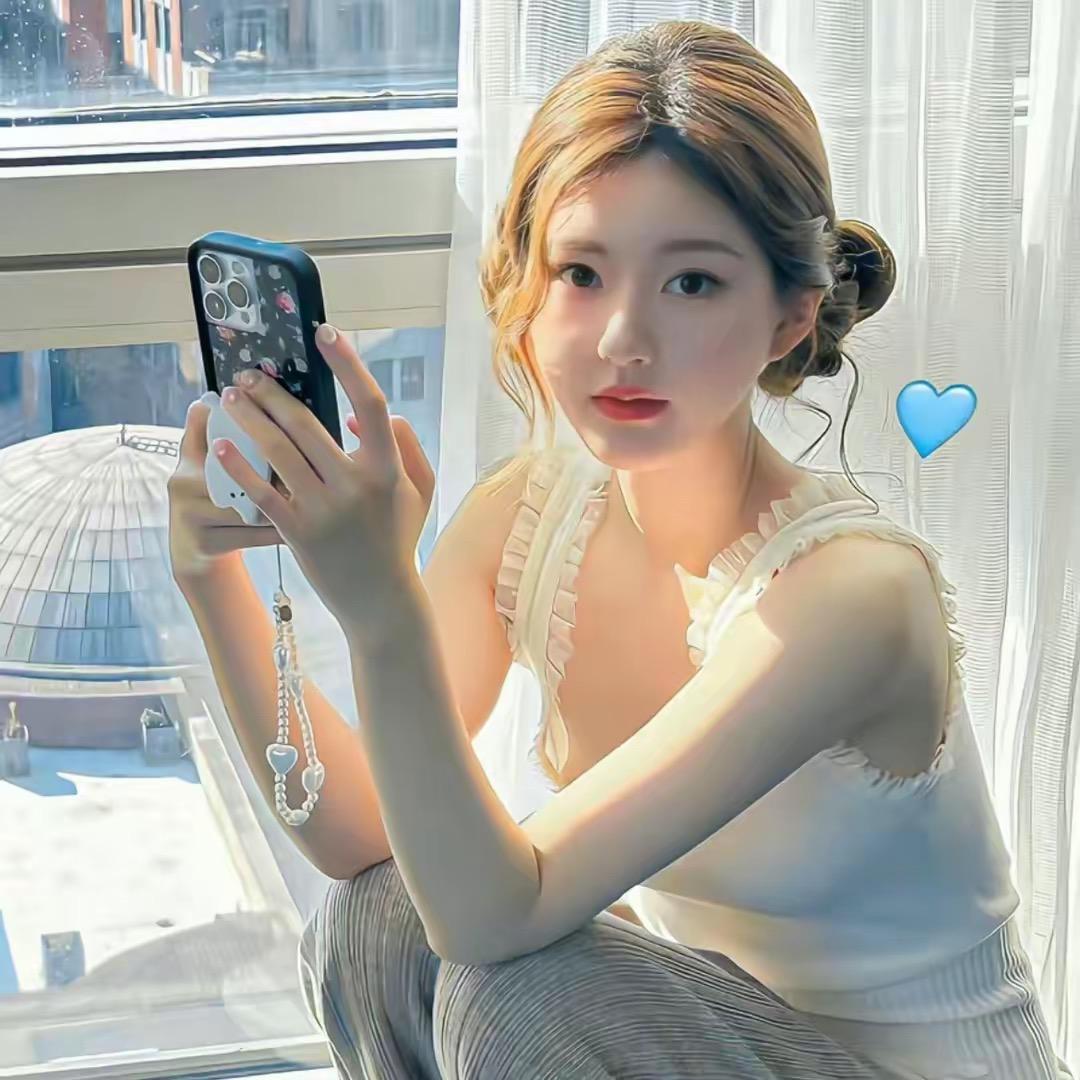 甜丽许久