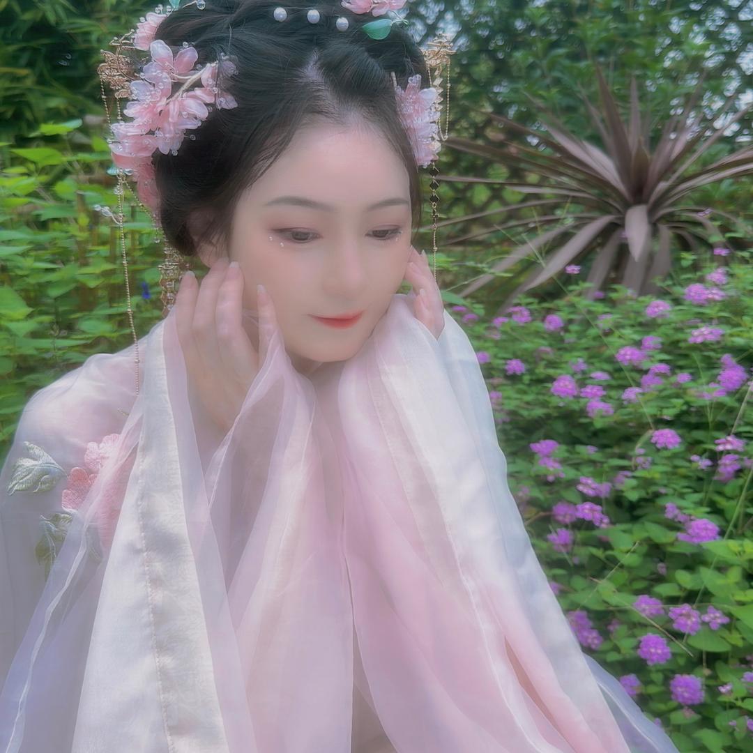 依依🌸