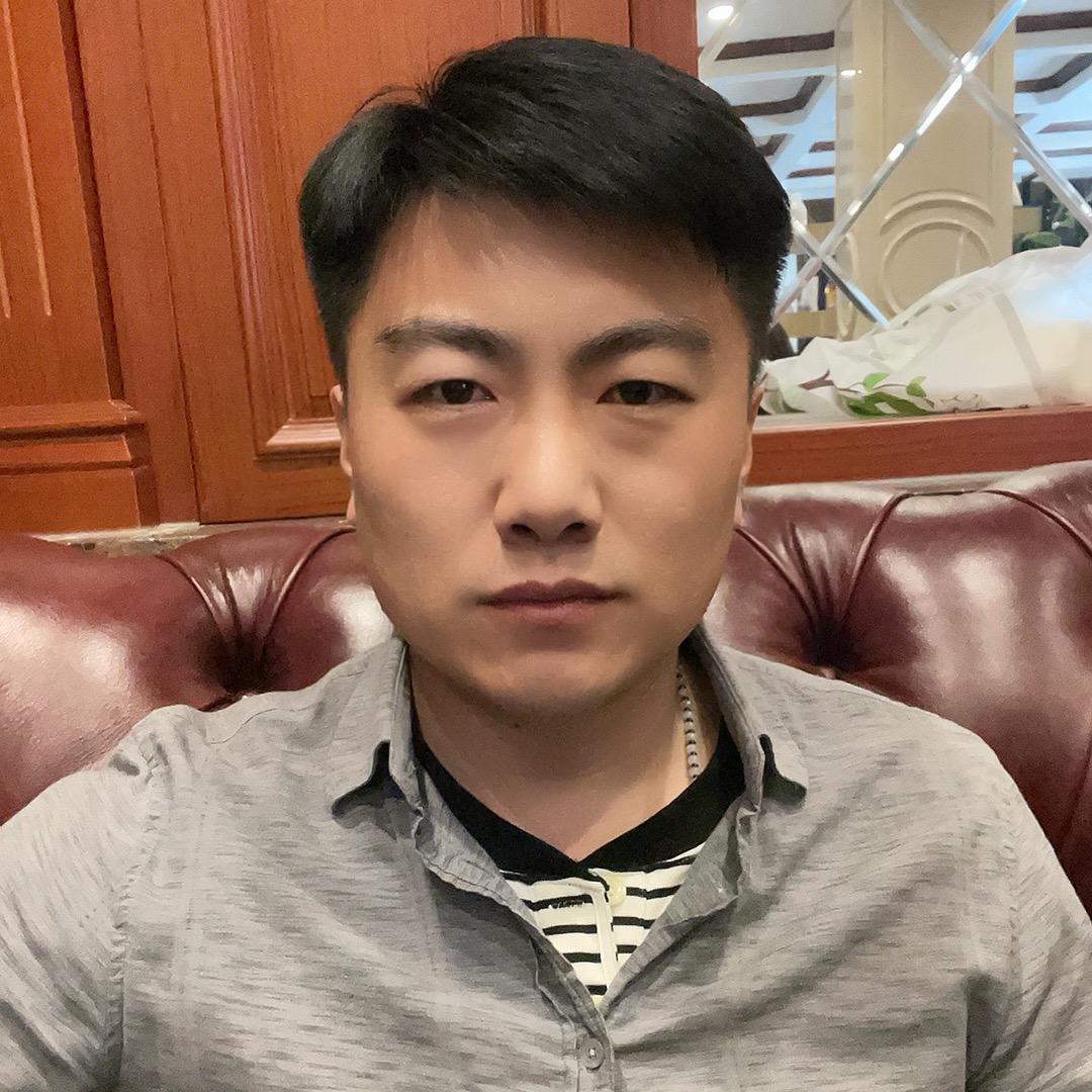 如意（祁隆助理）