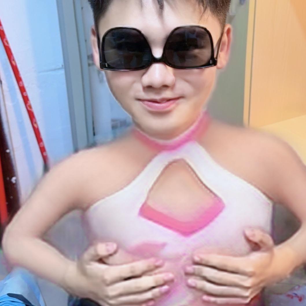 菠萝大犀牛