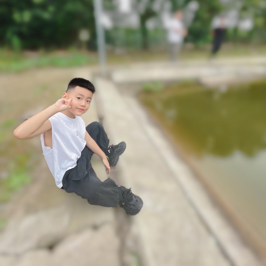 大赛赛（墨阳霸霸）