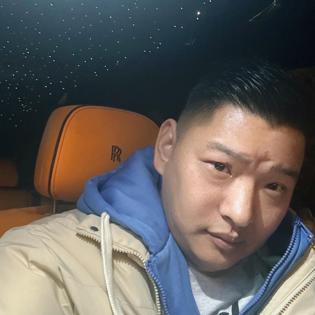滁州市开发区大肚子美男子欧冠汽贸经营部