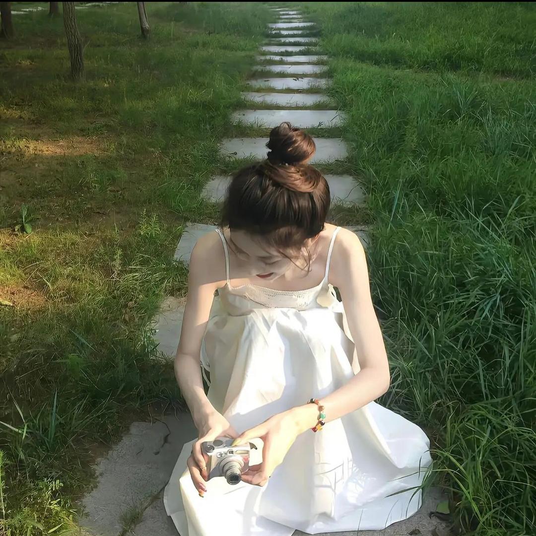 依依