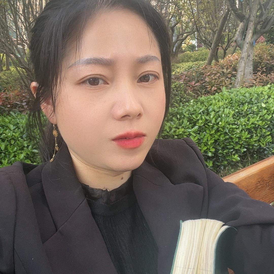 飞达家居张姐
