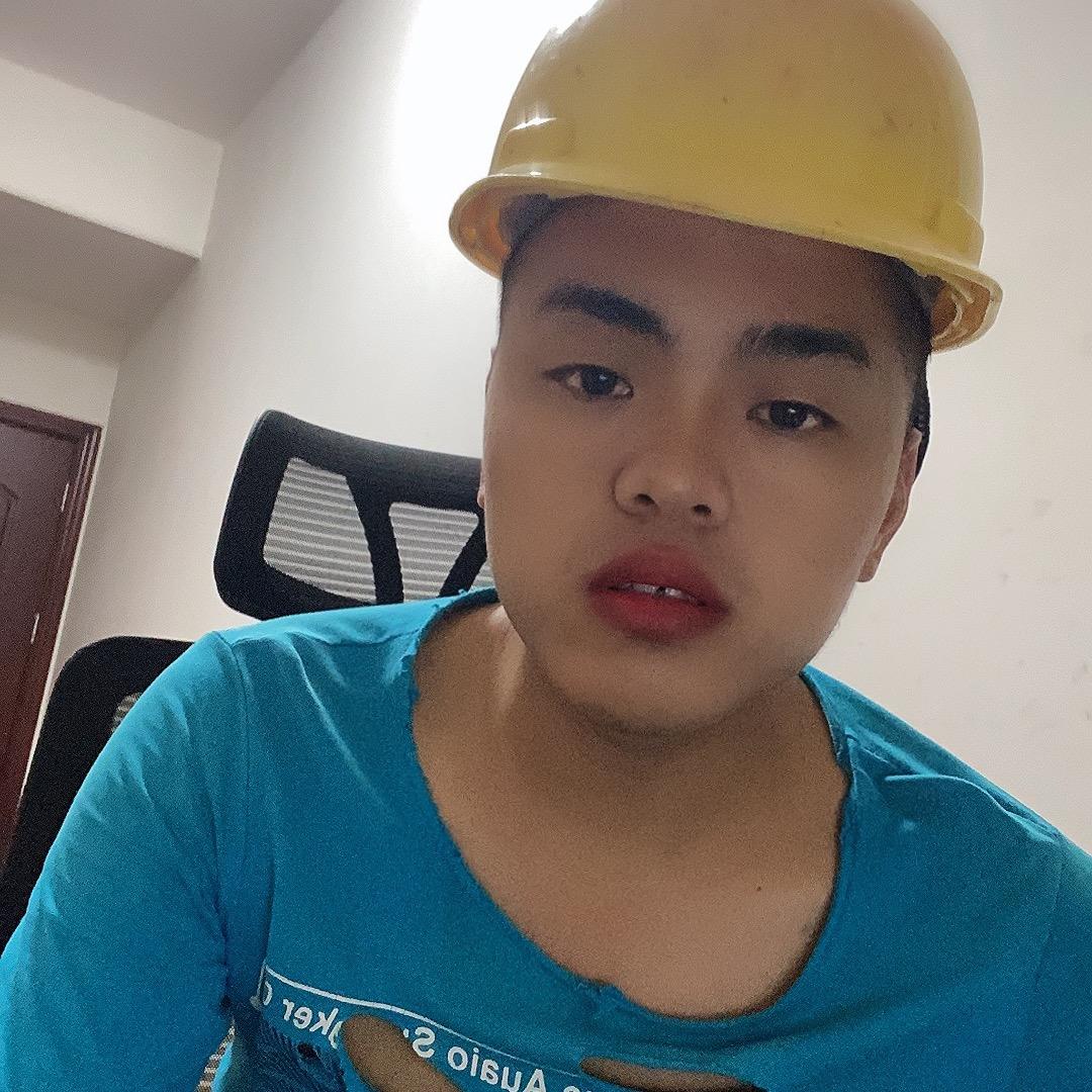 华仔（每天一笑😂）